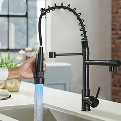 1pc Kitchen Faucet With Pull Down Sprayer LED Light, High Arc Kitchen Faucets - 304 Stainless Steel - Single Hole - For Bar Sink & RV - Modern & Stylish Kitchen Sink Faucet - Perfect Gift for Homeowners