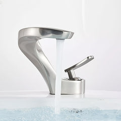 [Luxury Bathroom Faucet] 1pc Luxury Single Handle Bathroom Faucet - Anti-Splash Design, Ceramic Valve Core & Brushed Nickel Finish, Pure Copper Construction, Single Hole Installation for Vanity Sink Basin, Modern Contemporary Style, Higharc Spout, Sleek D